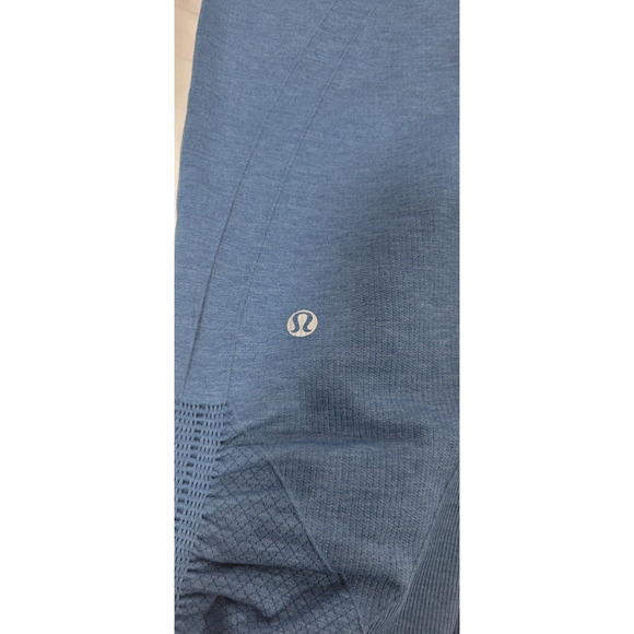 LuluLemon Womens Size 4 Blue In The Flow Cropped Ruched Capri Leggings - Picture 5 of 7
